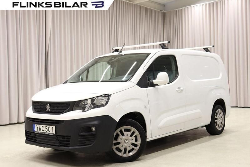 Begagnad 2018 Peugeot Partner Minibuss | 159 900 kr (Marknadspris) - Bild 1/4
