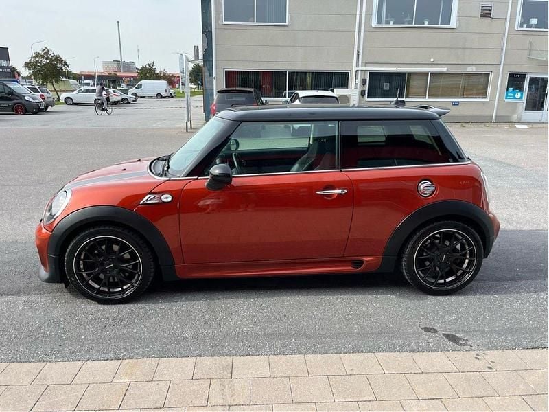 Begagnad Mini Cooper S 184 HK (135 kW) 2012 Orange Halvkombi