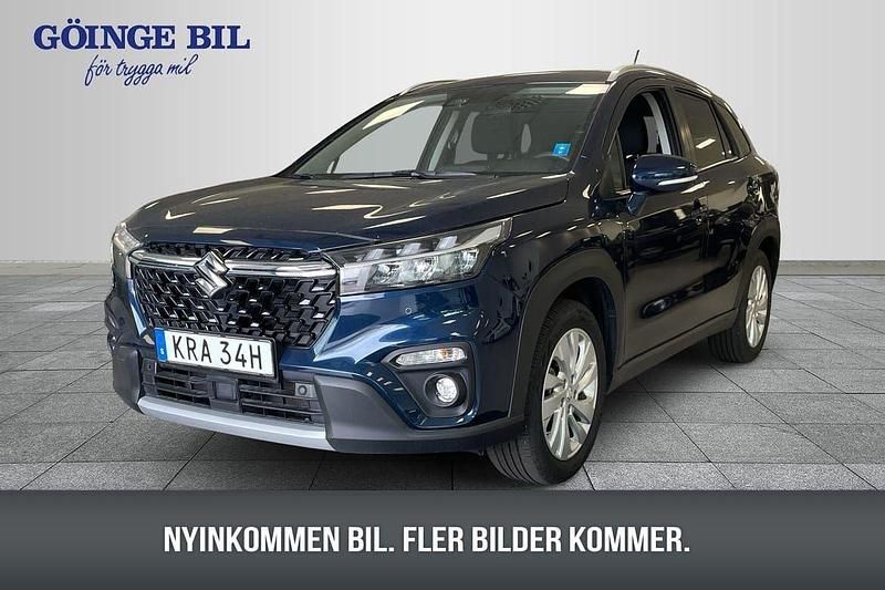Blå Begagnad 2024 Suzuki SX4 S-Cross SUV | 299 000 kr (Marknadspris) - Bild 1/1
