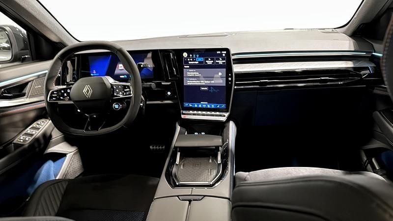 Begagnad Renault Rafale Esprit Alpine 150 HK (110 kW) 2025 Grå SUV