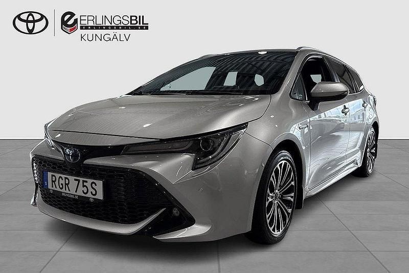 Silver Begagnad 2019 Toyota Corolla Style Kombi | 249 900 kr (Marknadspris) - Bild 1/3