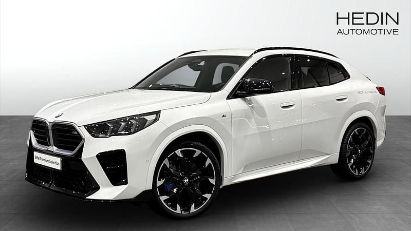 Vit Begagnad 2025 BMW X2 Shadowline SUV | 589 700 kr - Bild 1/4