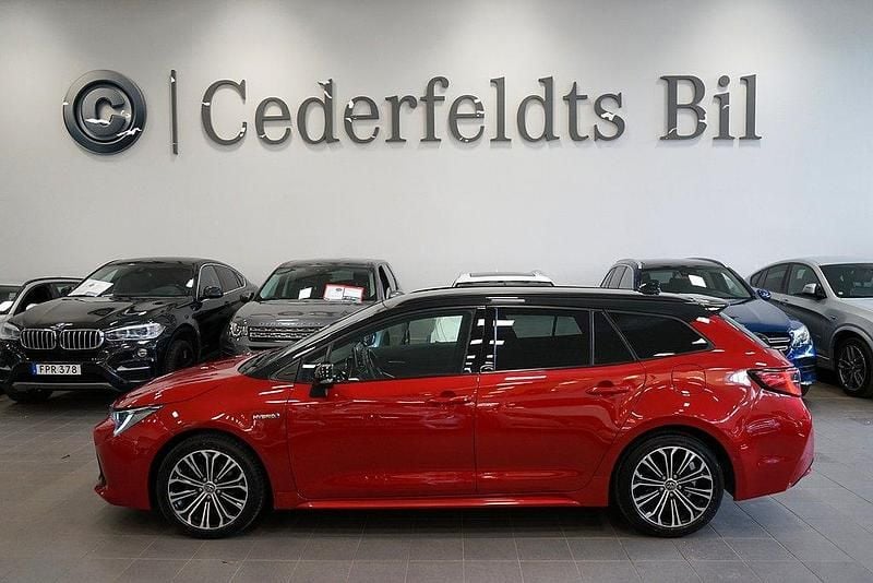 Röd Begagnad 2019 Toyota Corolla Style Kombi | 229 900 kr (Marknadspris) - Bild 1/4