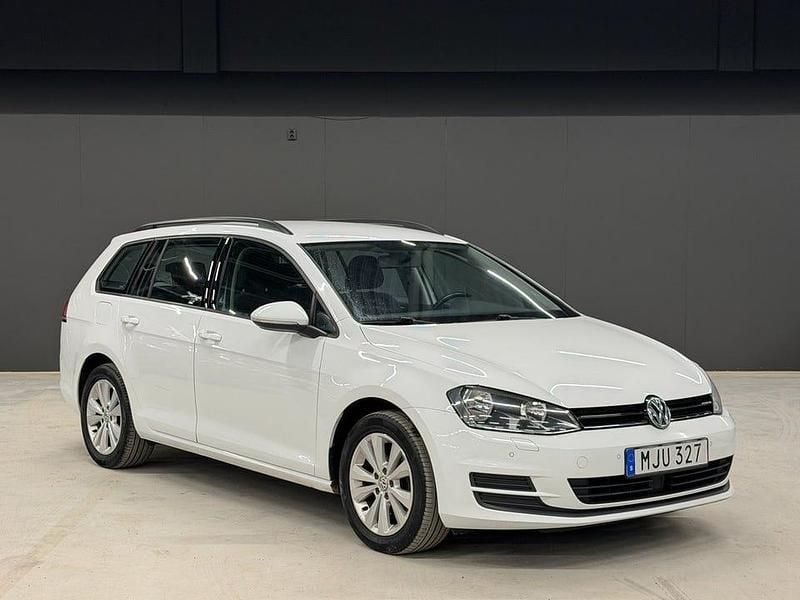 Begagnad VW Golf VII 110 HK (80 kW) 2017 Vit metallic