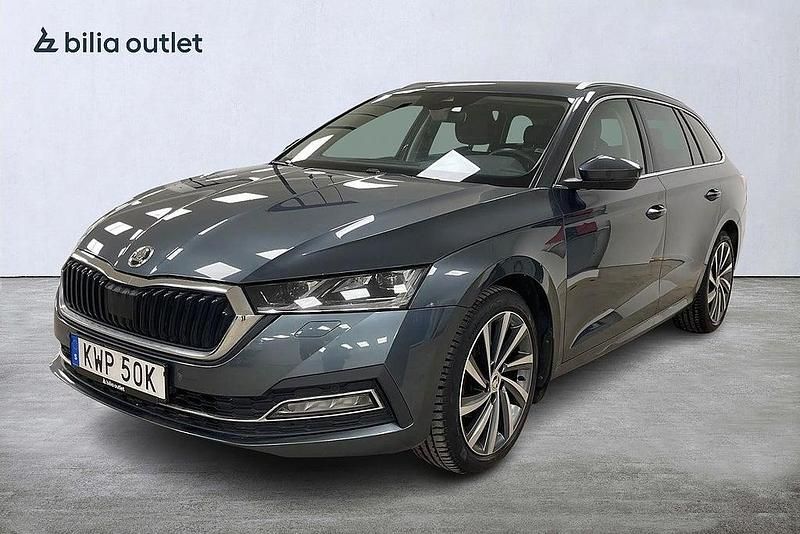 Grå Begagnad 2020 Skoda Octavia Style Kombi | 224 900 kr (Lite dyr) - Bild 1/4