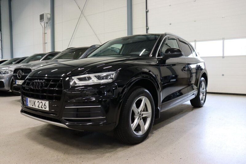 Svart Begagnad 2017 Audi Q5 Comfort SUV | 259 800 kr (Bra pris) - Bild 1/4