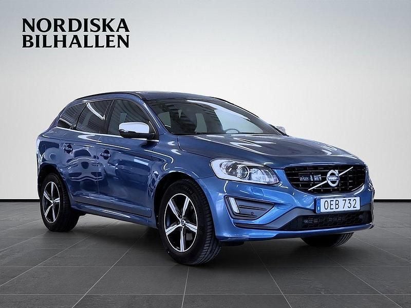 Blå Begagnad 2016 Volvo XC60 R-Design SUV | 204 795 kr (Bra pris) - Bild 1/4