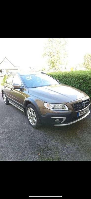 Brun Begagnad 2016 Volvo XC70 Standard Kombi | 86 900 kr - Bild 1/4