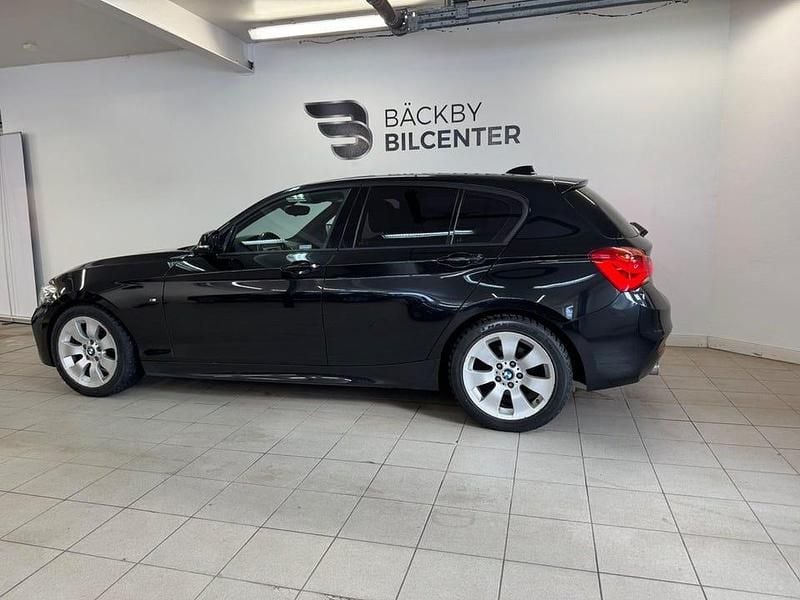 Begagnad BMW 116 M Sport 116 HK (85 kW) 2016 Svart Halvkombi