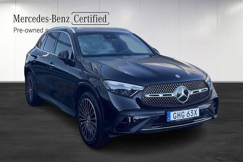 Begagnad Mercedes GLC300e AMG 197 HK (144 kW) 2025 Svart SUV