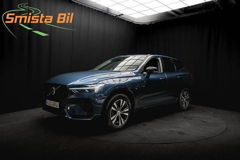 Blå Begagnad 2024 Volvo XC60 Plus SUV | 494 800 kr (Dyr) - Bild 1/3
