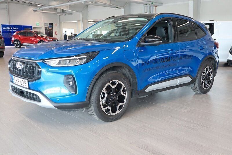 Blå Begagnad 2024 Ford Kuga Business Edition SUV | 489 800 kr - Bild 1/4