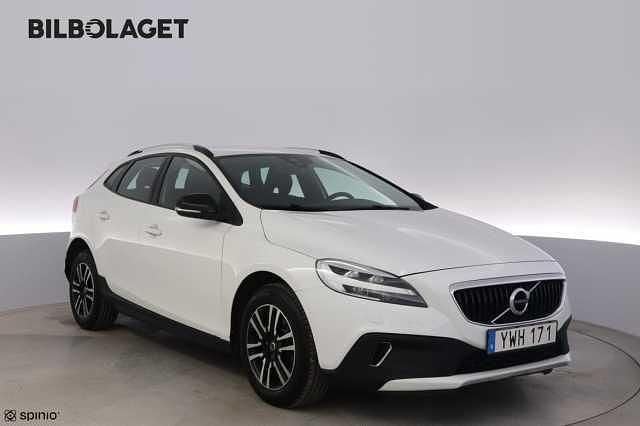 Vit Begagnad 2018 Volvo V40 CC Kombi | 199 800 kr (Marknadspris) - Bild 1/4