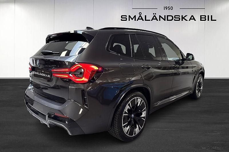 Begagnad BMW iX3 M Sport 210 kW (286 HK) 2022 Grå SUV
