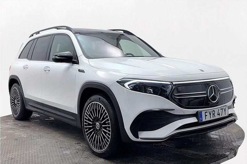 Begagnad Mercedes EQB350 AMG 214 kW (292 HK) 2022 Vit SUV