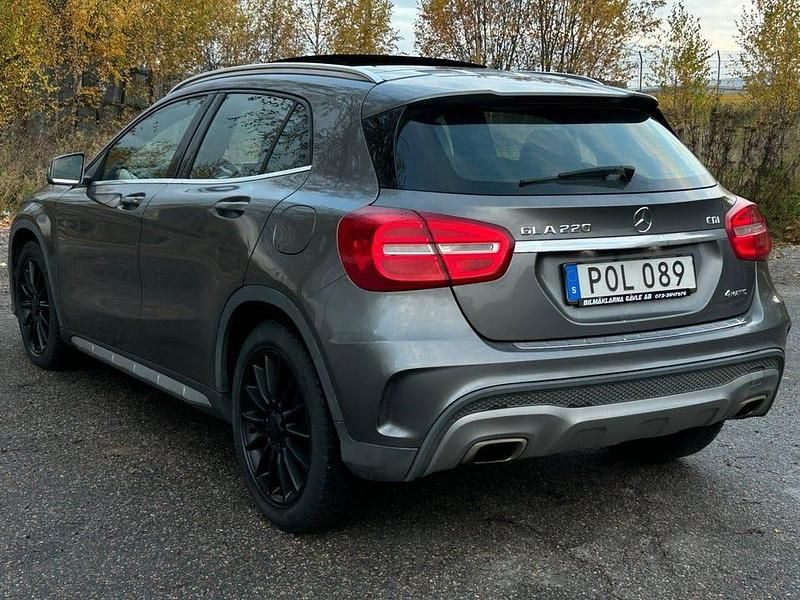 Begagnad Mercedes GLA220 AMG 170 HK (125 kW) 2014 Mörkgrå (grå) SUV