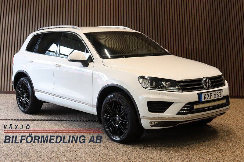 Vit Begagnad 2015 VW Touareg SUV | 189 900 kr (Bra pris) - Bild 1/4