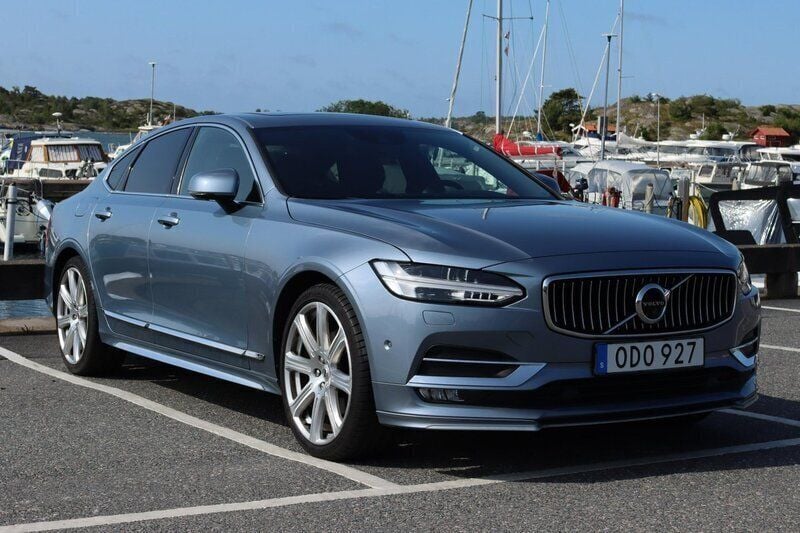 Blå Begagnad 2017 Volvo S90 Inscription Sedan | 349 000 kr (Dyr) - Bild 1/4