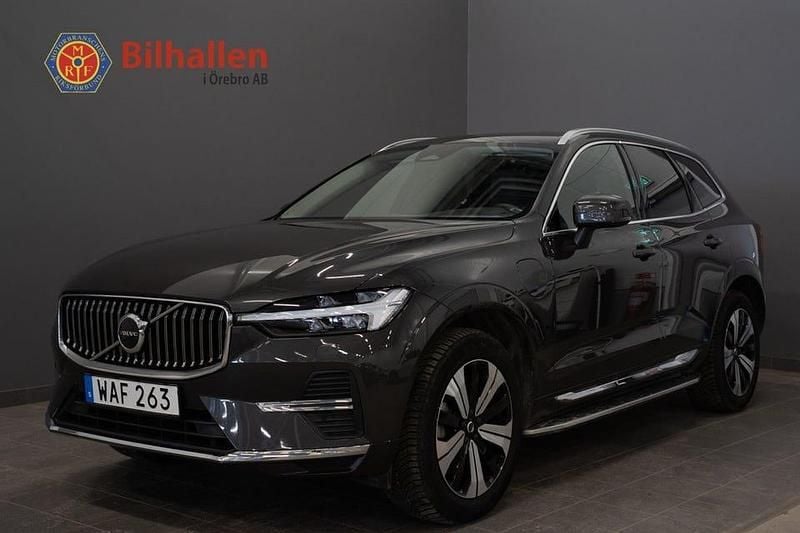Grå Begagnad 2023 Volvo XC60 Plus SUV | 459 000 kr - Bild 1/4