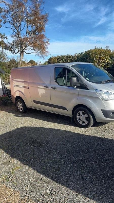 Grå Begagnad 2016 Ford Transit Custom | 91 000 kr (Bra pris) - Bild 1/4