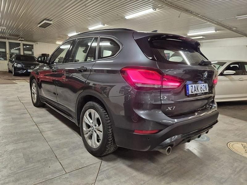 Begagnad BMW X1 Sport Line 220 HK (161 kW) 2022 Grå SUV