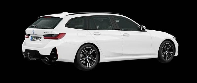 Begagnad BMW 330 Shadowline 292 HK (214 kW) 2000 Alpine white Kombi