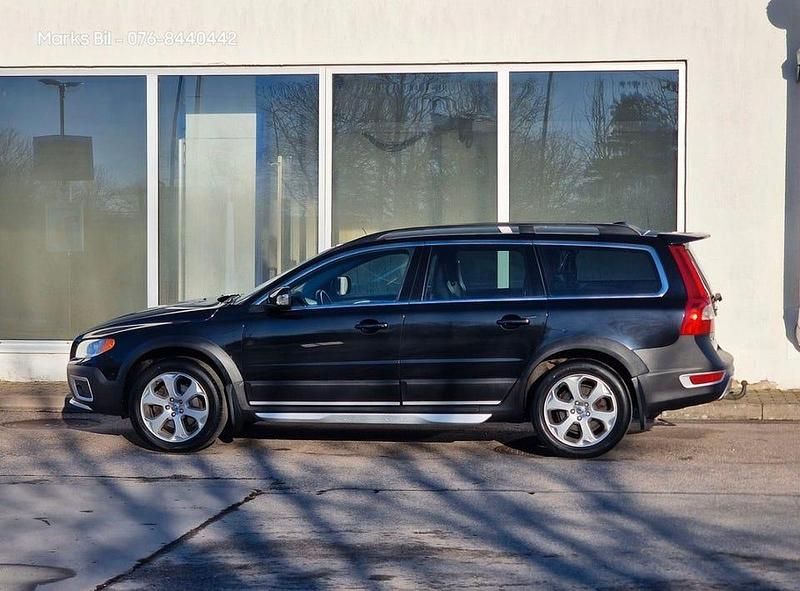 Begagnad Volvo XC70 205 HK (150 kW) 2010 Black sapphire metallic Kombi