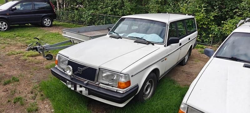 Begagnad 1986 Volvo 240 Kombi | 35 000 kr - Bild 1/4