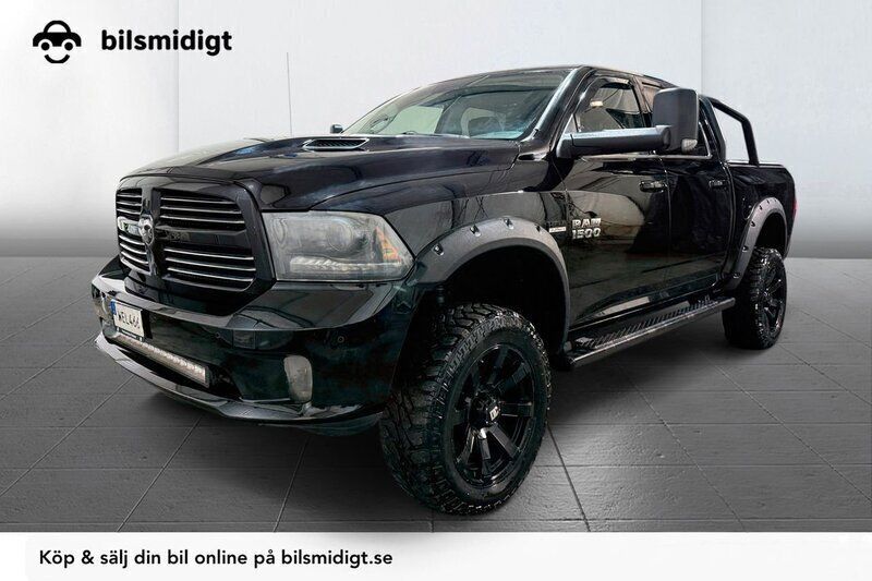 Svart Begagnad 2015 Dodge Ram Pickup | 428 900 kr - Bild 1/3