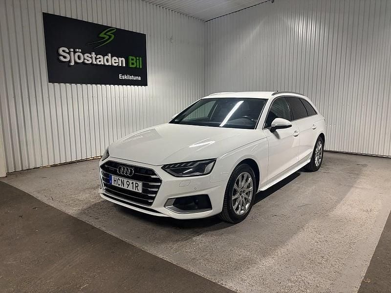 Vit Begagnad 2022 Audi A4 Advanced Kombi | 238 900 kr (Marknadspris) - Bild 1/4