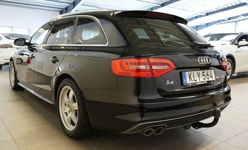 Begagnad Audi A4 Sport 150 HK (110 kW) 2015 Svart Kombi