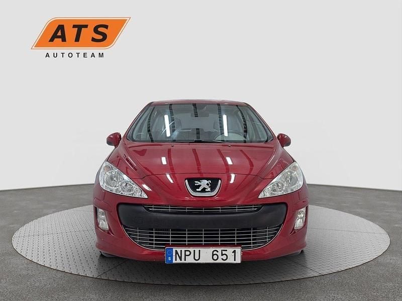 Röd Begagnad 2008 Peugeot 308 Halvkombi | 59 900 kr (Marknadspris) - Bild 1/4