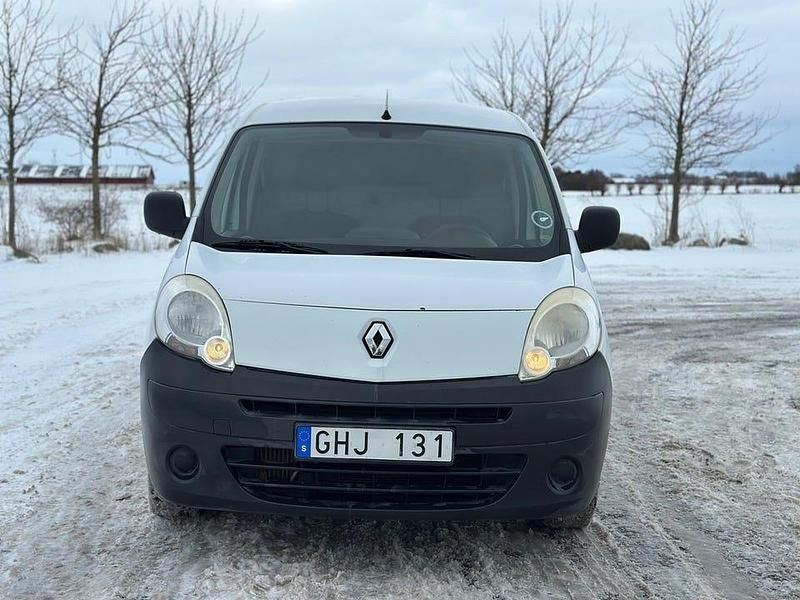 Begagnad Renault Kangoo 90 HK (66 kW) 2012 Vit Van