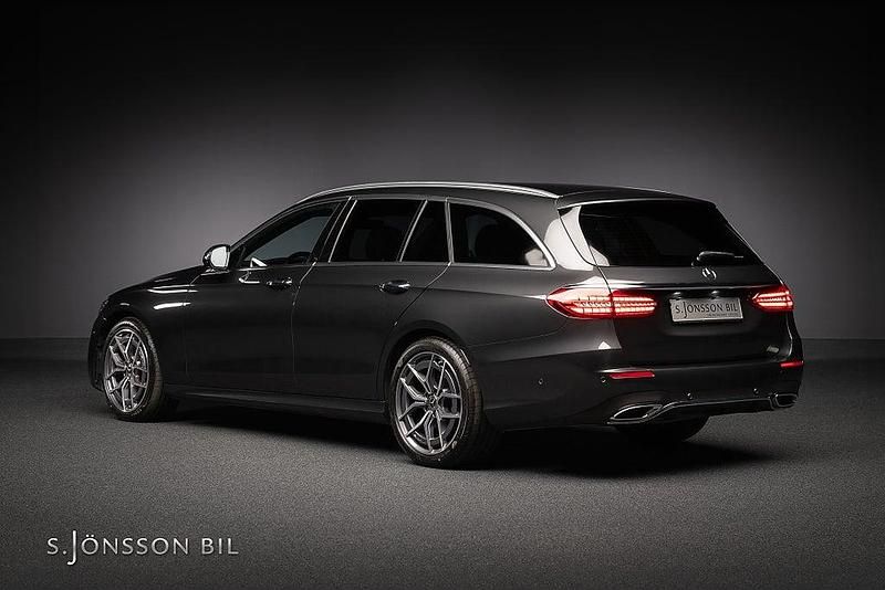 Begagnad Mercedes E220 AMG 200 HK (147 kW) 2023 Grafitgrå metallic Kombi