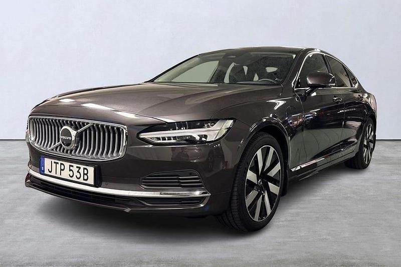Grå Begagnad 2024 Volvo S90 Plus Sedan | 559 900 kr - Bild 1/4