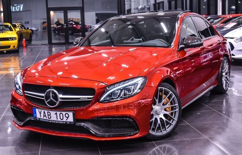Röd Begagnad 2015 Mercedes C63S AMG AMG Sedan | 699 900 kr - Bild 1/4