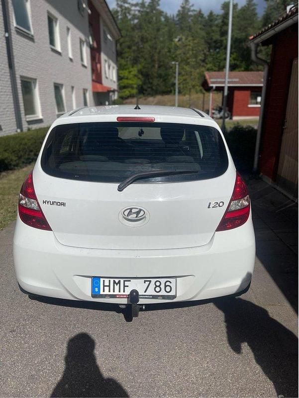Begagnad 2011 Hyundai i20 Halvkombi | 43 000 kr - Bild 1/4