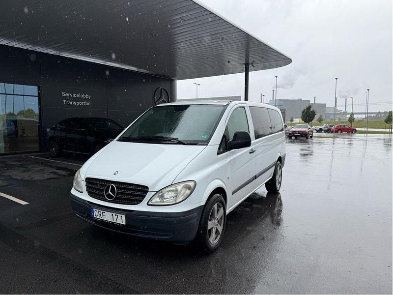 Vit Begagnad 2010 Mercedes Vito Minibuss | 35 000 kr (Superpris) - Bild 1/4