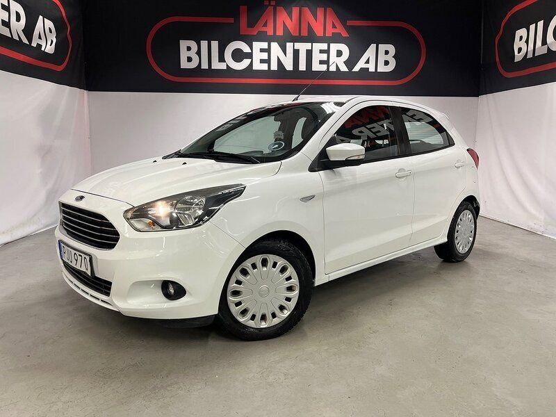 Vit Begagnad 2016 Ford Ka Trend Halvkombi | 59 900 kr - Bild 1/4
