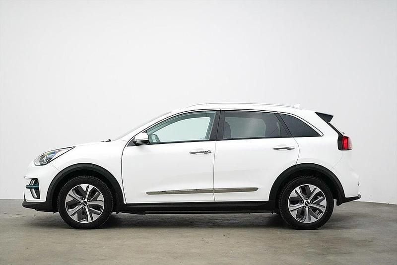 Begagnad Kia e-Niro Advance 150 kW (204 HK) 2021 Vit SUV