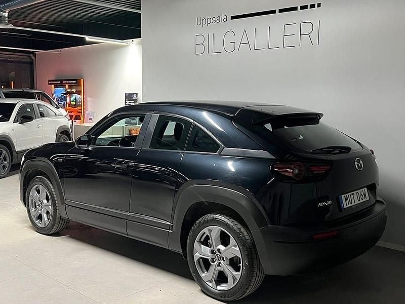 Begagnad Mazda MX30 105 kW (143 HK) 2022 Svart SUV