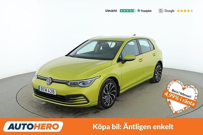 Begagnad VW Golf VIII 151 HK (111 kW) 2020 Gul Halvkombi
