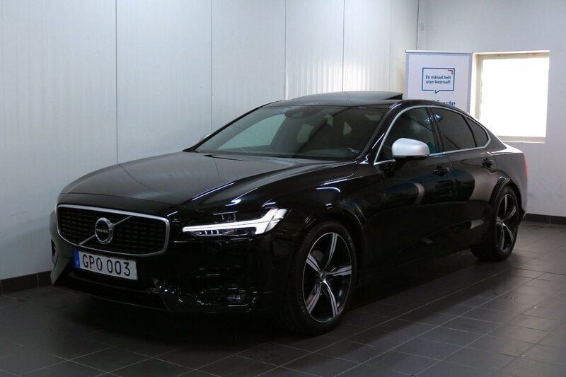 Svart Begagnad 2018 Volvo S90 R-Design Sedan | 274 900 kr (Marknadspris) - Bild 1/4