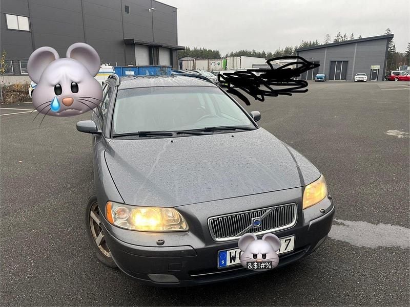 Grå Begagnad 2005 Volvo V70 Kinetic Kombi | 26 500 kr (Bra pris) - Bild 1/4