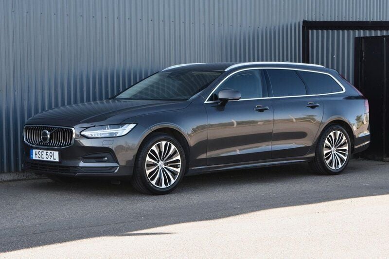 Grå Begagnad 2020 Volvo V90 Kombi | 225 900 kr (Marknadspris) - Bild 1/4