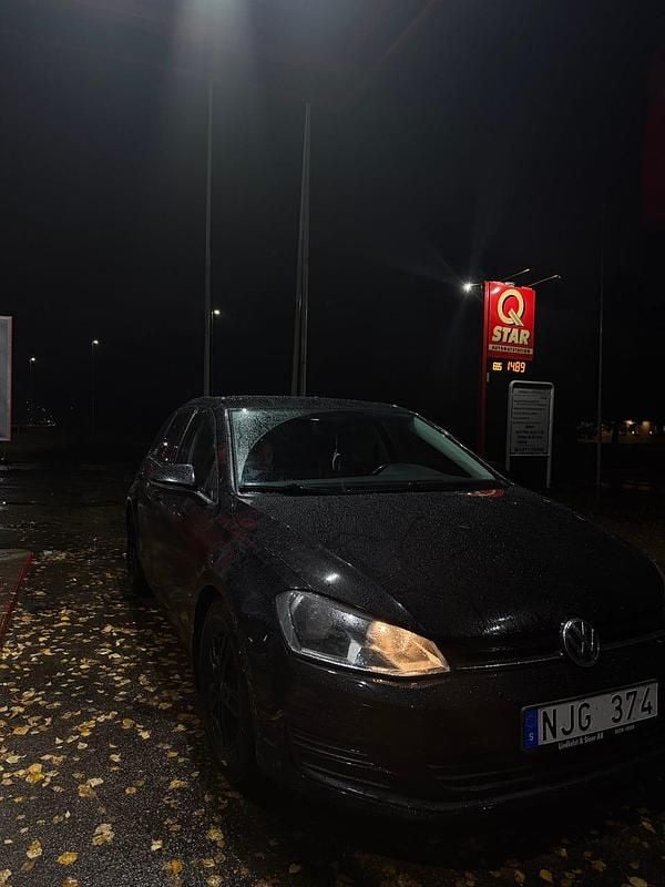 Begagnad 2014 VW Golf VII Halvkombi | 66 000 kr (Marknadspris) - Bild 1/4