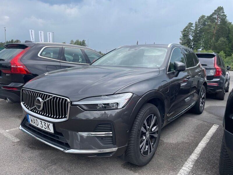 Grå Begagnad 2022 Volvo XC60 Core SUV | 444 800 kr (Bra pris) - Bild 1/2