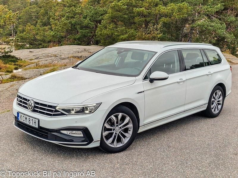 Vit Begagnad 2019 VW Passat GT Kombi | 239 000 kr (Marknadspris) - Bild 1/4