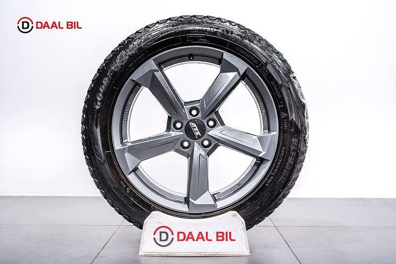 Begagnad VW ID.4 Pro Performance 150 kW (204 HK) 2021 Vit SUV