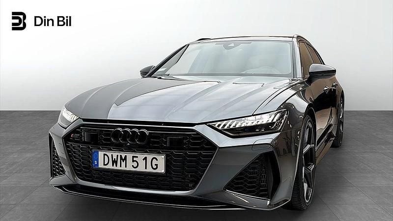 Grå Ny 2025 Audi RS6 Design Kombi | 1 469 000 kr (Superpris) - Bild 1/4